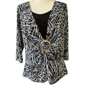 Brittany Black ladies, extra large dressy top very good condition